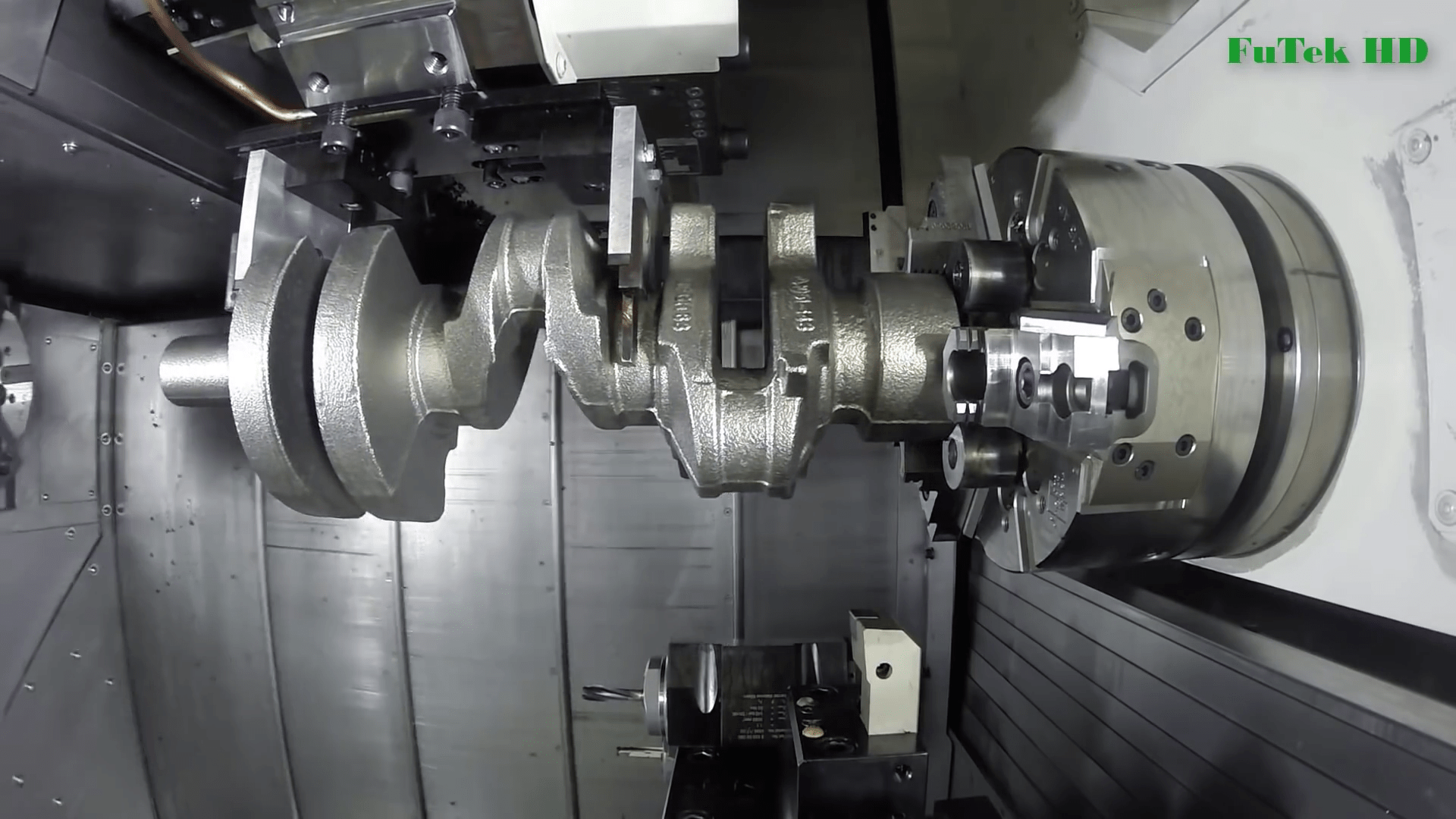 七扭八拐的曲軸是如何加工的？——揭秘金屬加工機械制造的奧秘（動圖版）